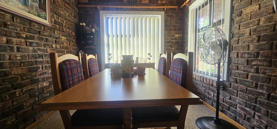 3 Bedroom Property for Sale in Hopefield Western Cape
